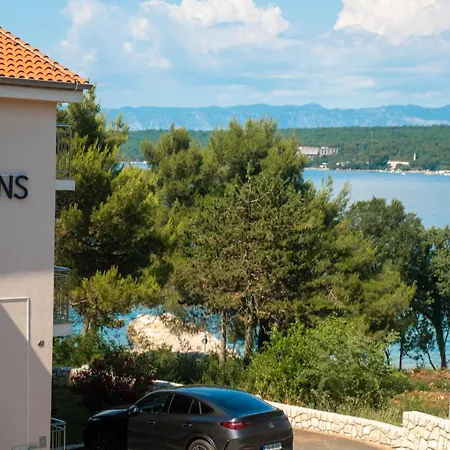 Mare & Mons Seafront Apartamento Malinska