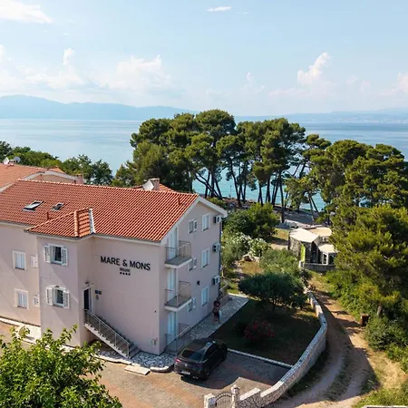 Mare & Mons Seafront Apartamento Malinska