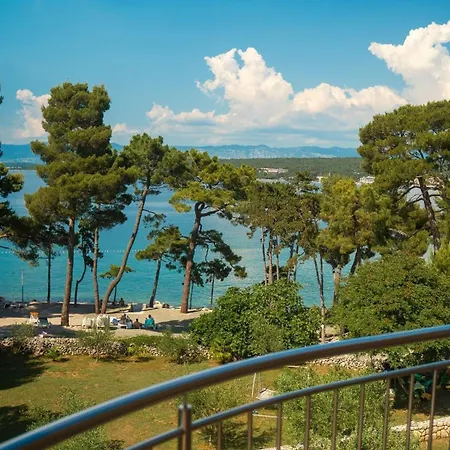 Mare & Mons Seafront Apartamento *