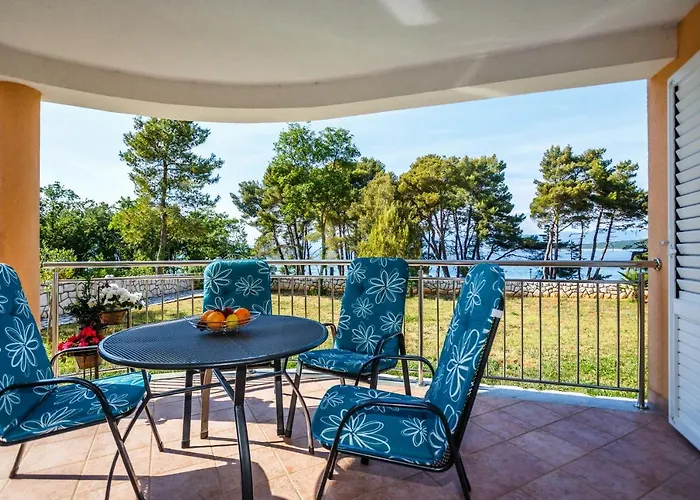 Mare & Mons Seafront Apartamento Malinska