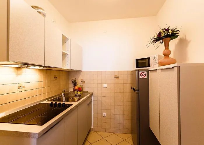 Mare & Mons Seafront Apartamento *