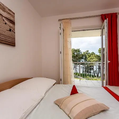 Mare & Mons Deluxe Apartment *