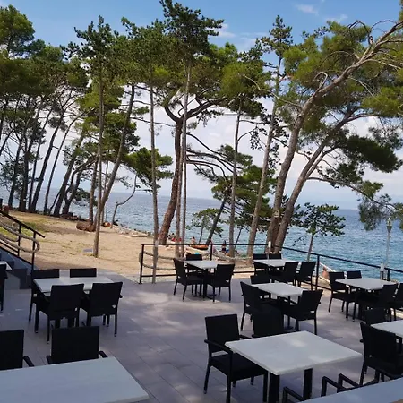 Mare & Mons Seafront Malinska