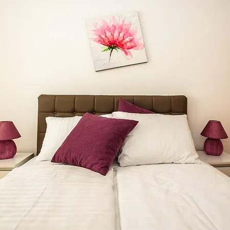 Apartament Mare&mons Deluxe *