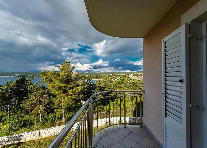 Apartment Mare & Mons Seafront Malinska