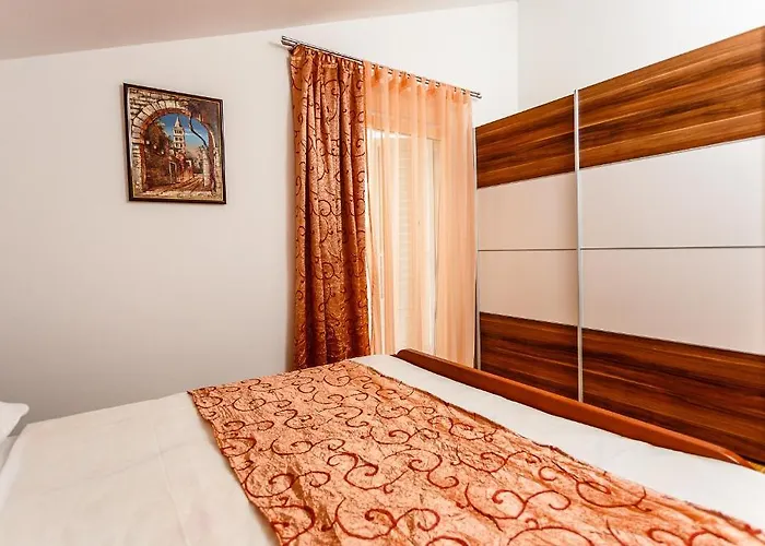 Mare & Mons Seafront Apartment