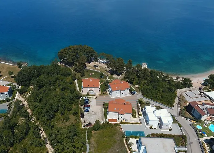 Mare & Mons Seafront Apartment Malinska