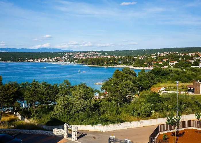 Mare & Mons Seafront