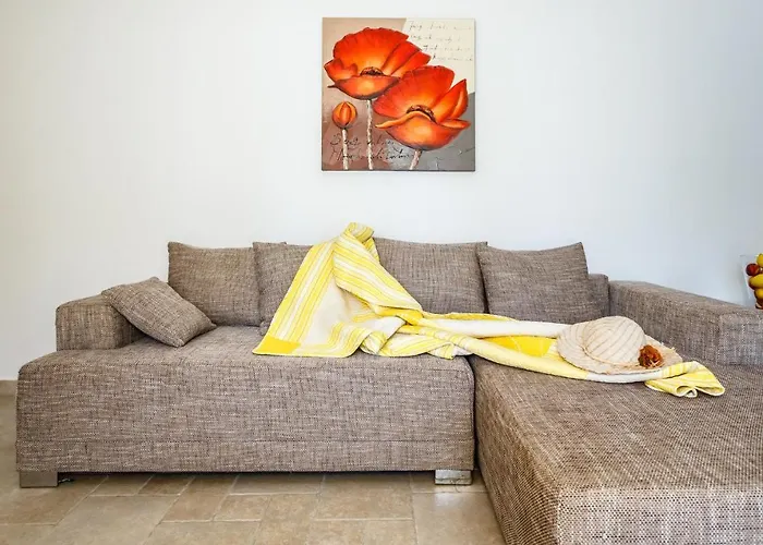 Mare & Mons Seafront Apartment Malinska