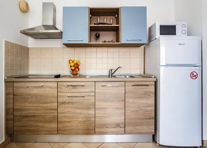 Mare & Mons Seafront Malinska